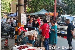 湖勇大战计时器离谱崩盘 湖人冲上推特热搜&词条中有萧华